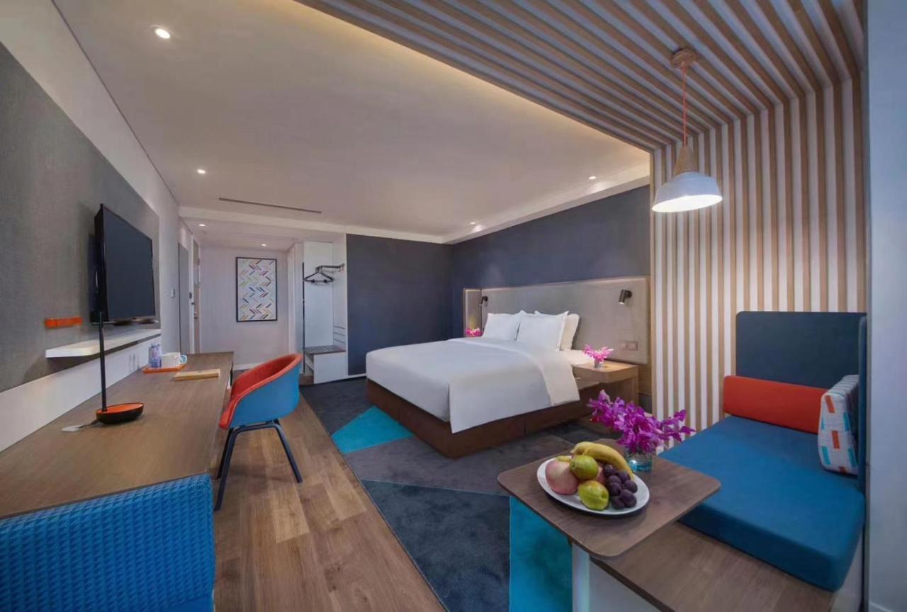 Holiday Inn Express - Wuhan Optical Valley By Ihg Exterior foto